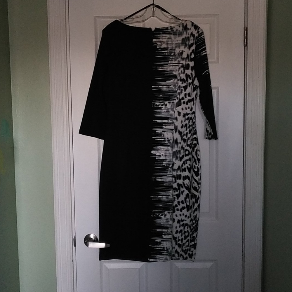 Dress - Picture 2 of 3